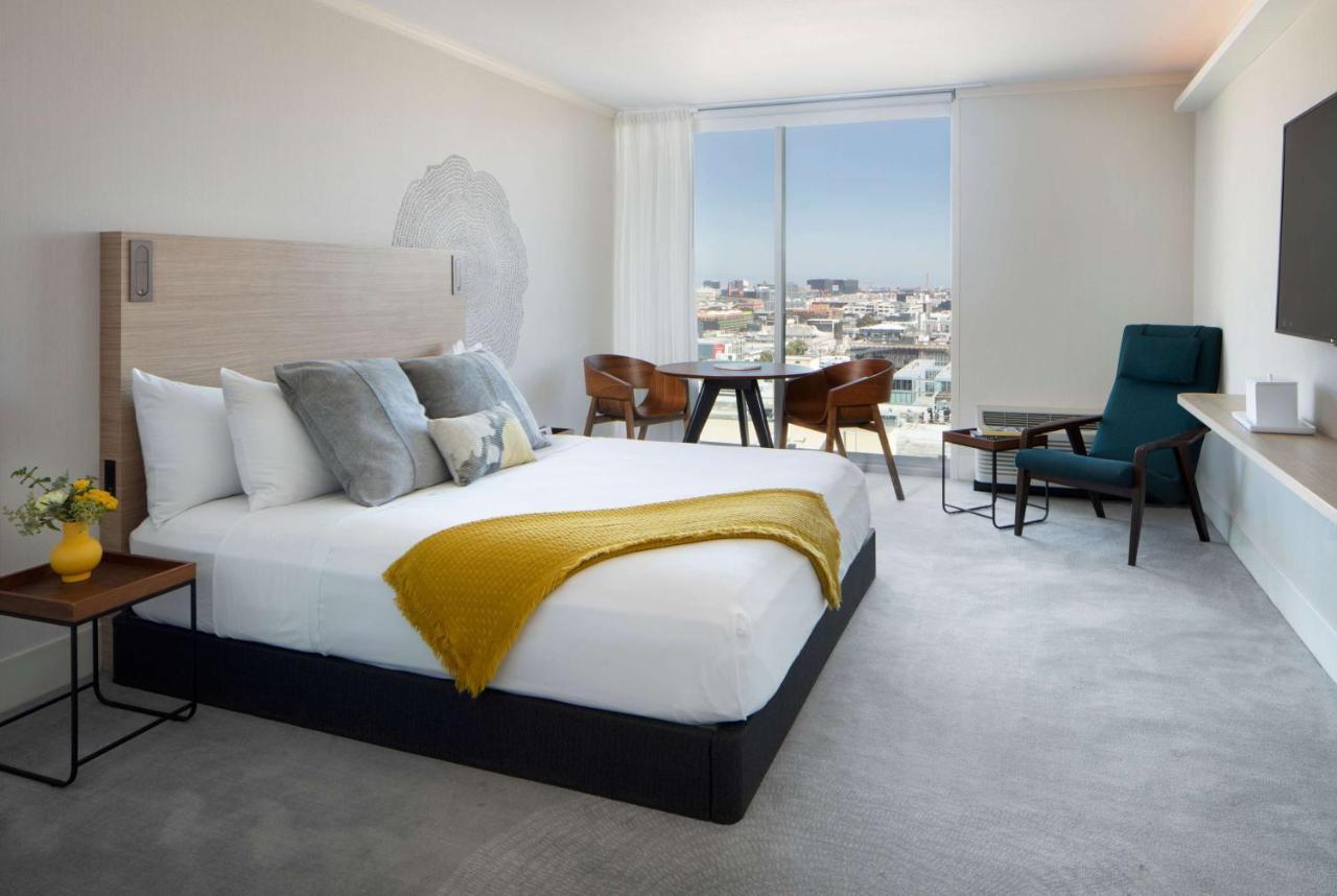 Double Room with Roll-in Shower - Mobility and Hearing Impaired Access/Non-Smoking