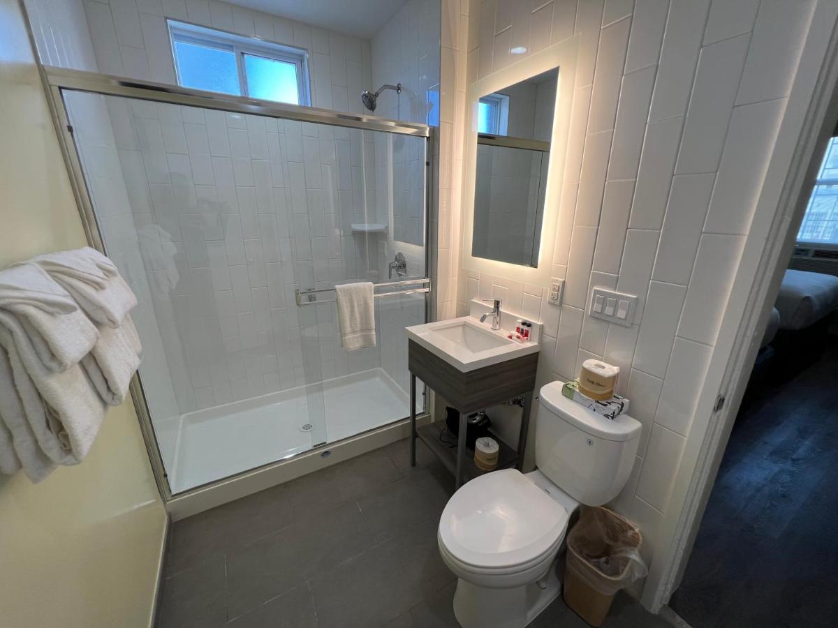 Double Room - Non-Smoking,1211584093:JPEG