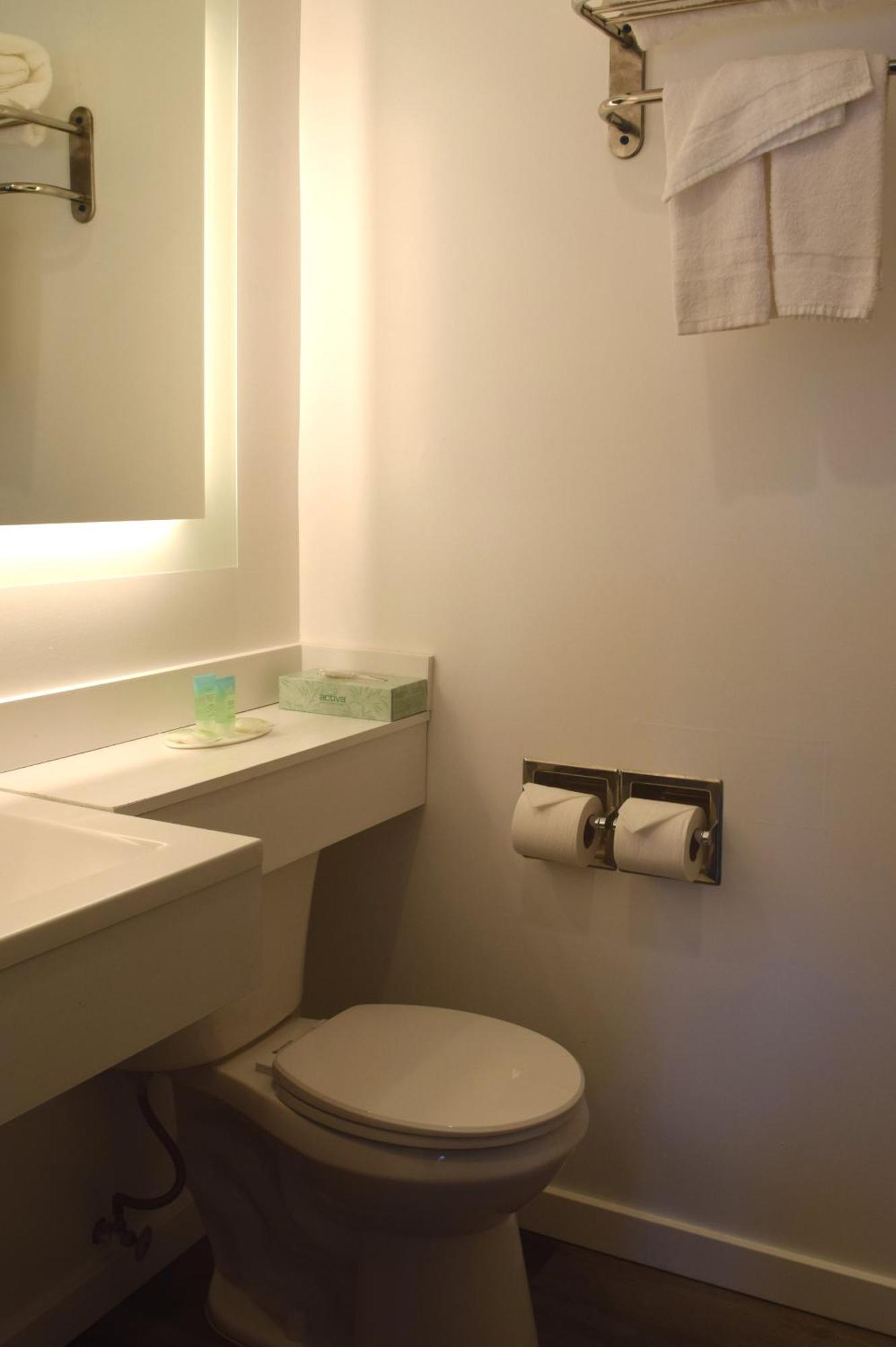 Superior King Room,1584911161:JPEG