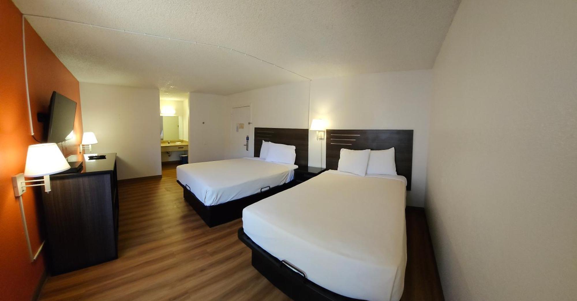 Deluxe Double Room,1690938015:JPEG