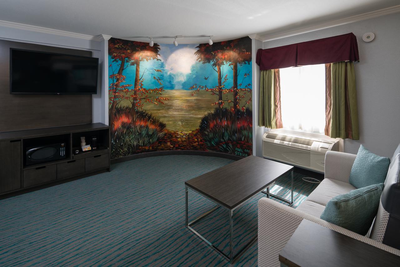 Deluxe King Suite,509663106:JPEG