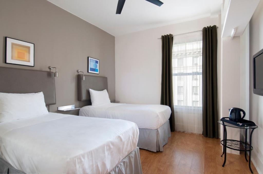 Double Twin Room with Shared Bathroom,115383308:JPEG