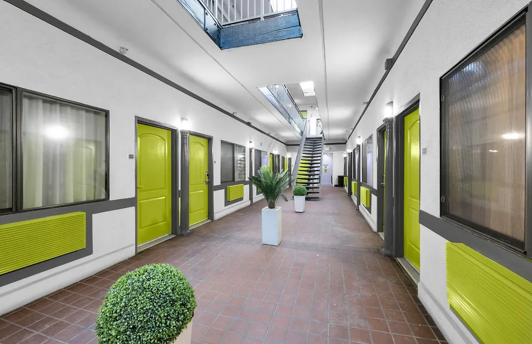 Surestay By Best Western San Francisco Marina District-1