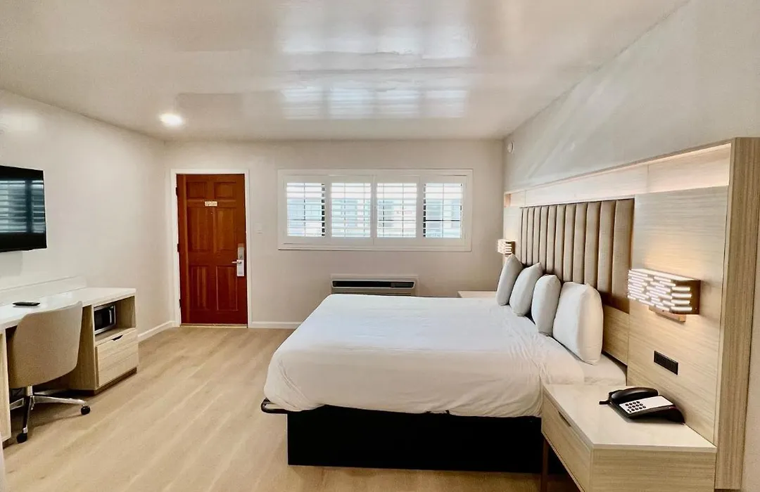 Nob Hill Motor Inn -Newly Updated Rooms!-1