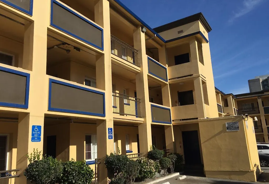 Civic Center Inn-1