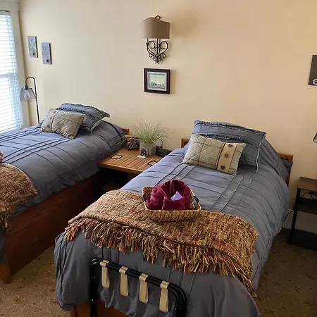 Beautiful Edwardian Victorian Homestay B&B-2