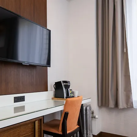 Hotel 32One-3
